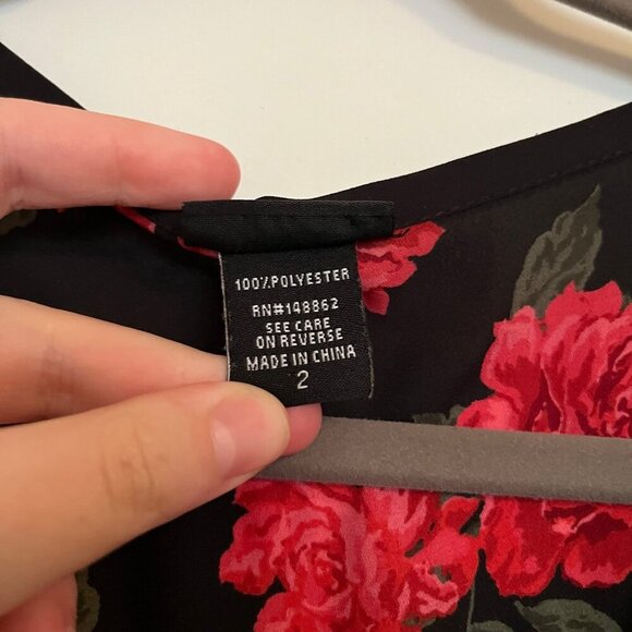 Torrid Size 2 Rose Floral Print Georgette Blouse - Picture 9 of 9